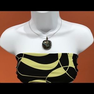 🌹Designer Pendant Neckless on magnet lock